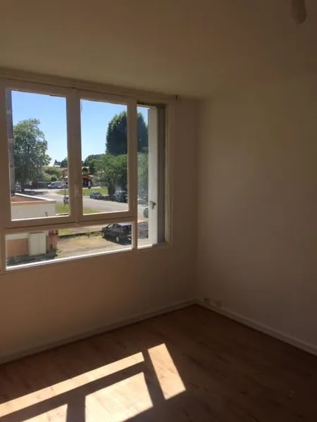 Appartement à louer, 2 pièces, 39 m², Pessac