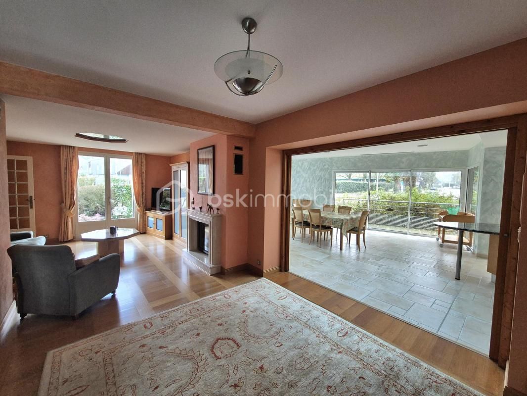 Maison 6 pièces de 159 m²