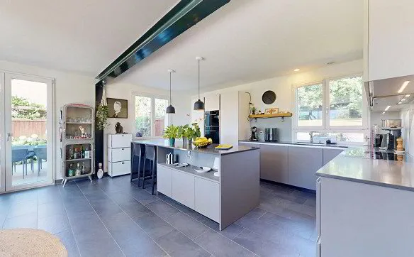 Belle villa familiale de 6.5 pièces rénovée avec soin - Photo 2