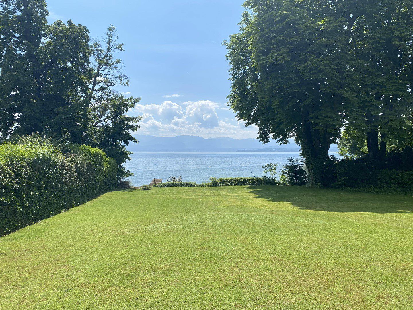 House for sale, Dully, in Dully, Switzerland