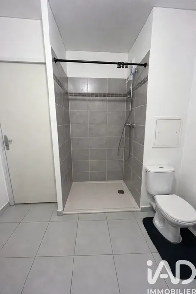 Vente Appartement 2 pièces - Photo 2