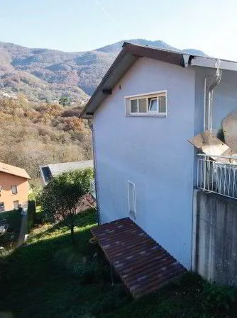 *Edificio misto* - Photo 2