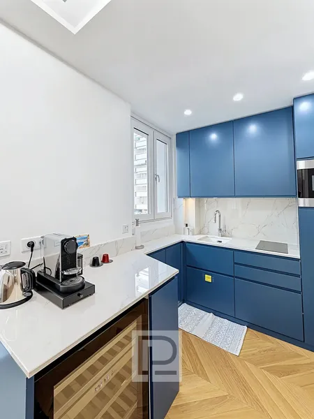 Cannes centre - Idéal investissement locatif ou pied-à-terre - Appartement rénové - Photo 5