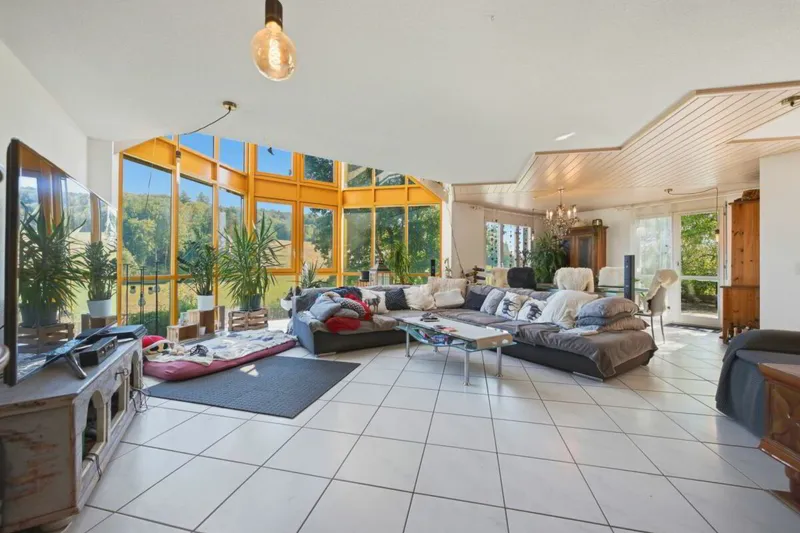 MAISON TRIA | Drei Wohneinheiten. 306 M². Ein Haus voller Möglichkeiten. - Photo 2