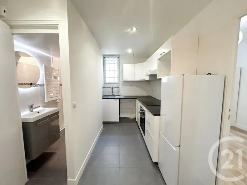 Appartement F3 à louer 3 pièces - 42 m2 - Photo 2