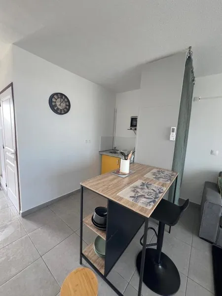 (Studio) meublé à vendre à la ZAC Hibiscus - Photo 4