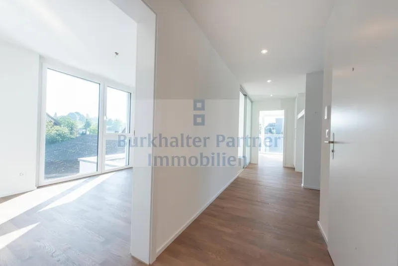 Ihr neues Zuhause mit echter Lebensqualität - geniessen Sie Loggia und Terrasse - Photo 3