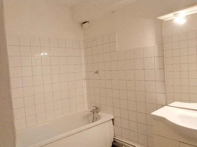 T3 - Photo 2