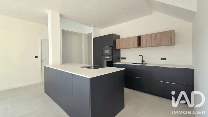 Vente Maison/villa 5 pièces - Photo 4