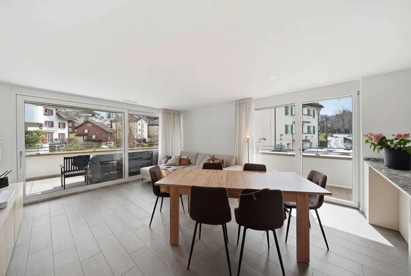 MODERN LIVING IN LUCERNE - Photo 3