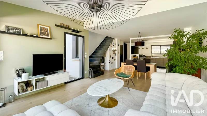 Vente Maison/villa 4 pièces - Photo 2