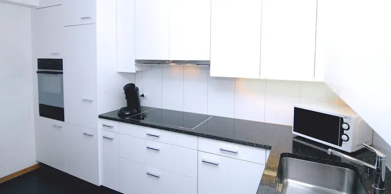 Möbliertes Zimmer zentral - Heute einziehen - Photo 2