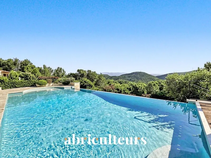 Splendide villa de 296 m² avec piscine, sauna, spa, terrain de 1,2 ha et vue exceptionnelle à Rognes (13840) - Photo 3