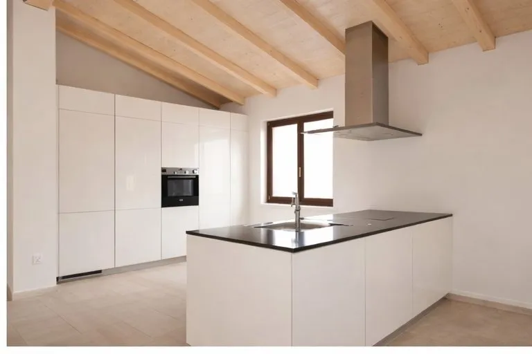 COLDRERIO - AFFITTASI SPLENDIDO APPARTAMENTO CON GIARDINO IMMERSO NEL VERDE (rif. 003) - Photo 3