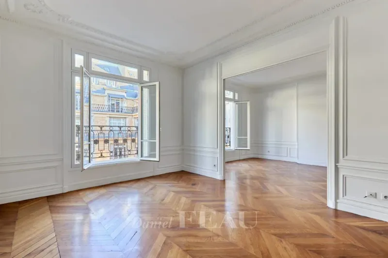 Appartement à louer, 5 pièces, 135 m², Paris