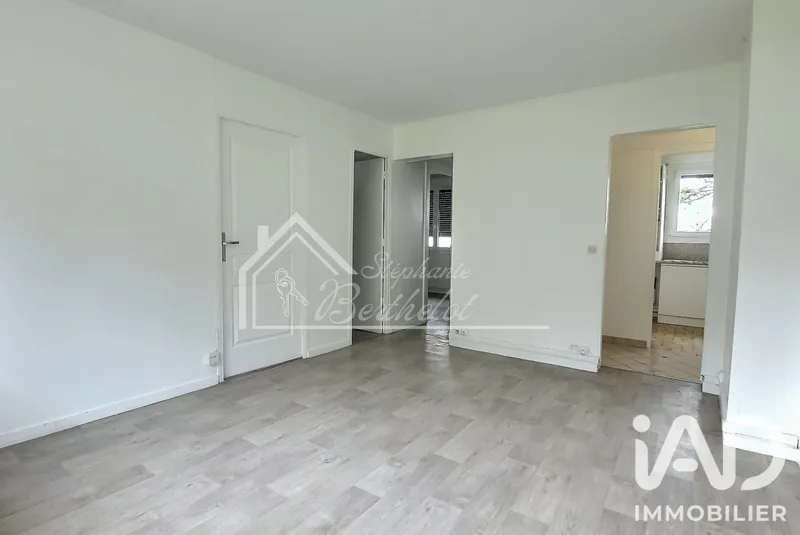 Location Appartement 4 pièces - Photo 4