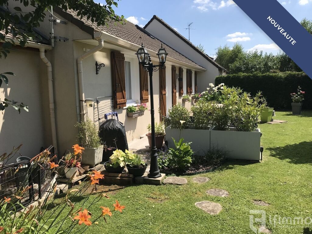 a vendre maison lumineuse  de 110 m2 avec terrasse à Othis 77