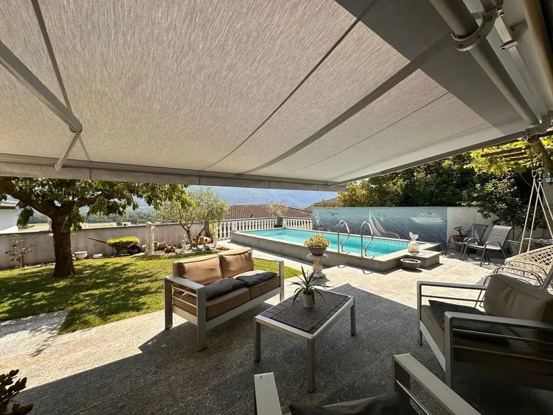 Villa de 4.5 pièces en vente à Cugnasco - 170 m² - Photo 2