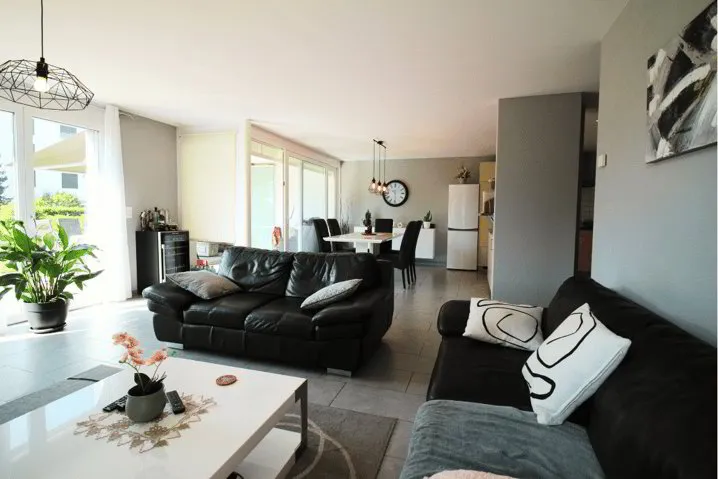 Appartement 4.5 pièces avec jardin privatif - Bulle - Photo 4