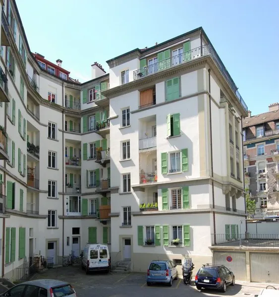 Bel appartement idéalement situé sous-gare - Photo 2