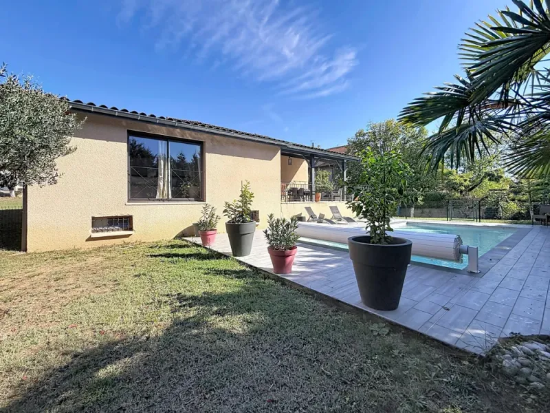 Maison - 5 pièces - 200 m² - Photo 2