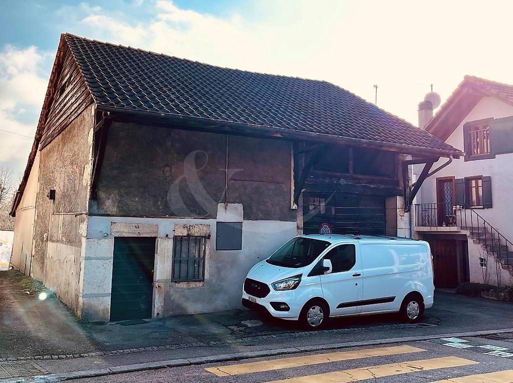 Grange à fort potentiel de rénovation au coeur du Vieux