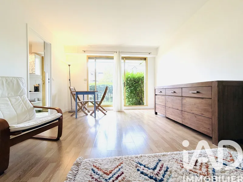 Vente Appartement 1 pièce - Photo 2
