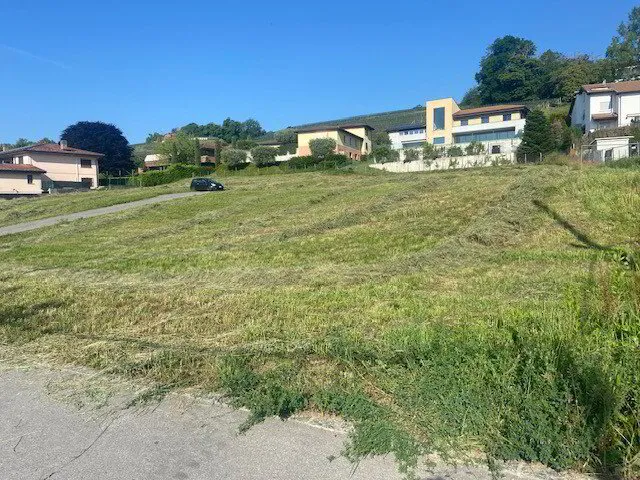 VILLA CON PROGETTO DI EDIFICAZIONE A SAN PIETRO DI STABIO - Photo 5