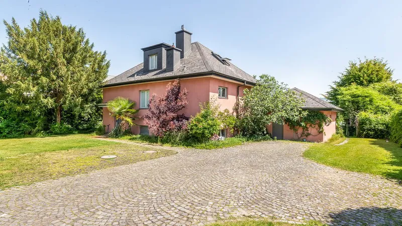 Einfamilienhaus mit Bootshaus und exklusiven Optionen - Photo 3