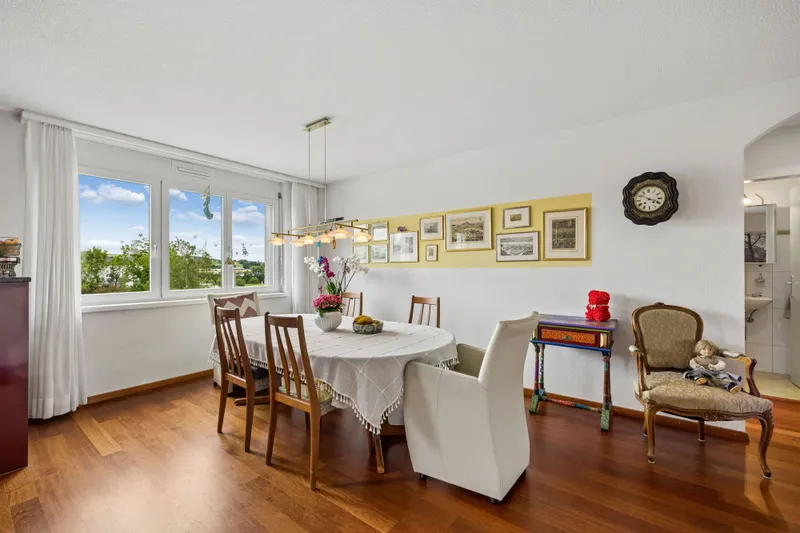 3.5-Zi.-Wohnung mit Balkon in Dielsdorf - grosszügig kaufen - Photo 2