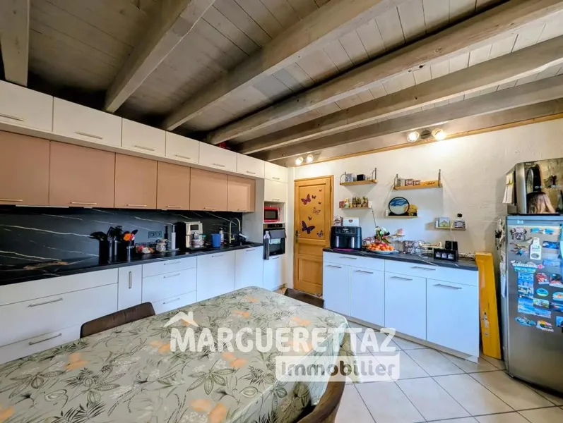 Charmante maison de village à Taninges, 4 pièces, 84 m² - Photo 4