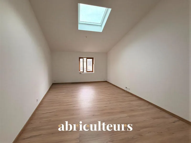 Belle maison de village entièrement rénovée de 80m²  à Rognes 13840 - Photo 4