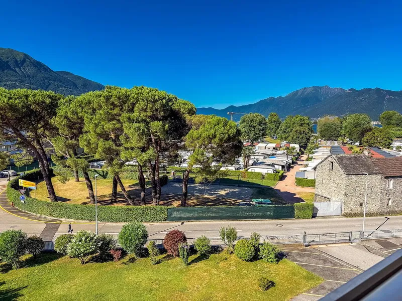 4.5 locali con vista aperta a Tenero - Terrasse und Weitsicht - Photo 4