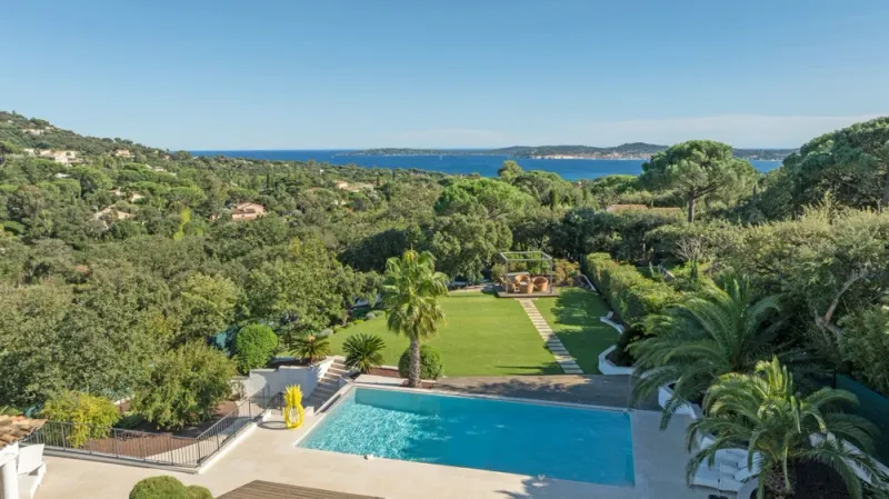 Vente Maison contemporaine Grimaud 8 Pièces 380 m² - Photo 2