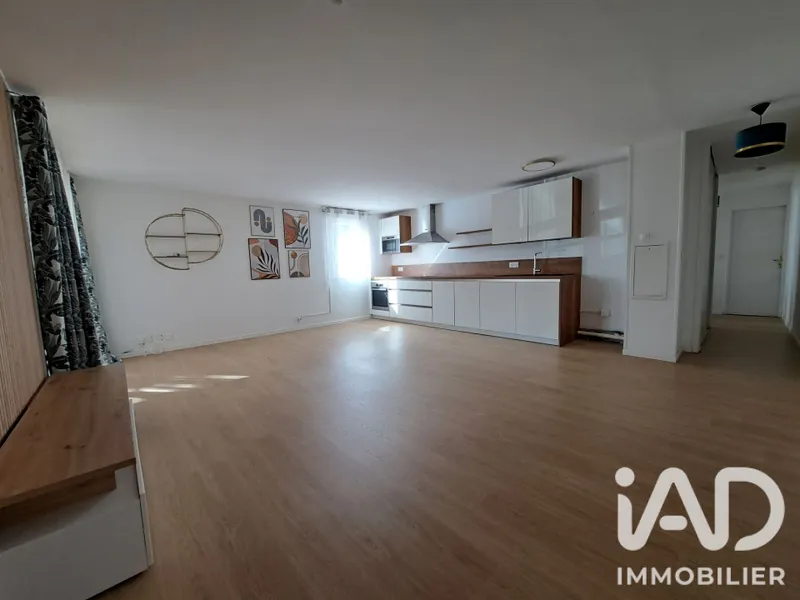 Vente Appartement 4 pièces - Photo 2