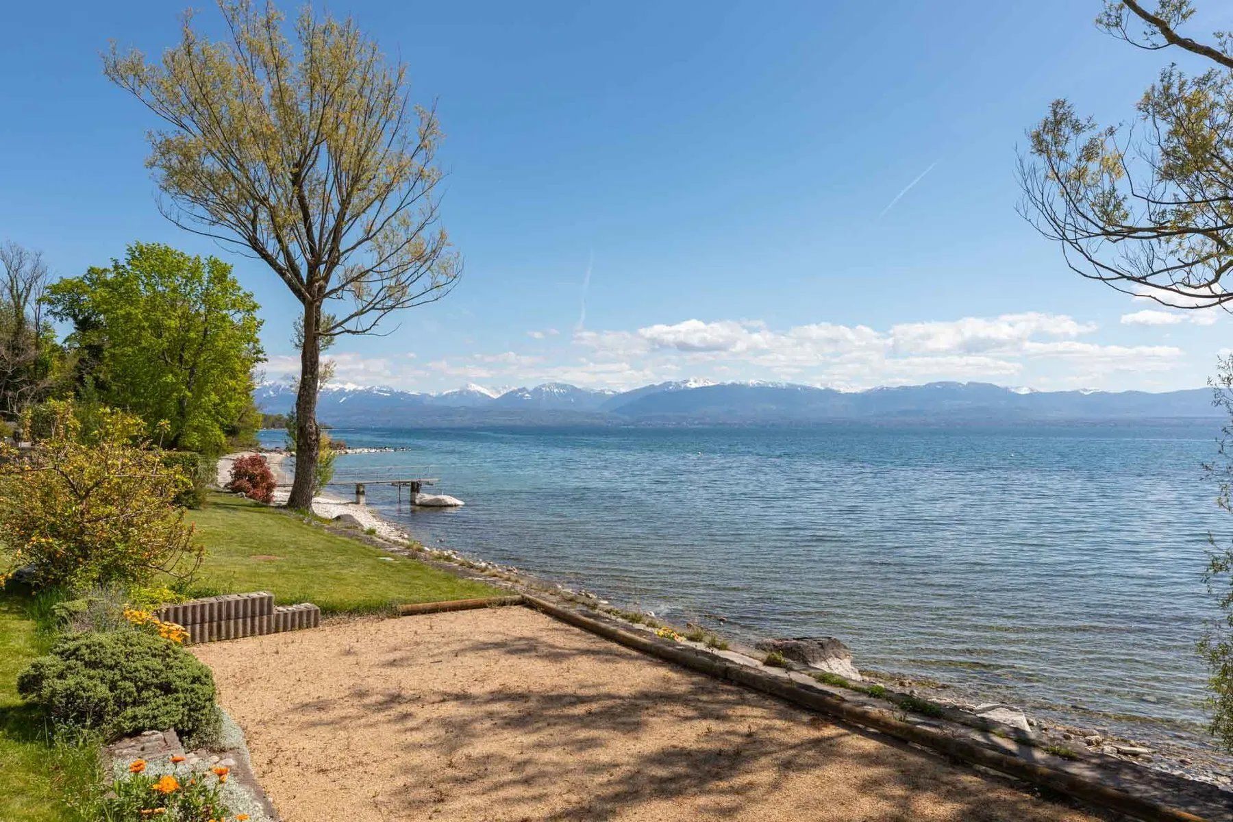 Le Lac à Portée De Main