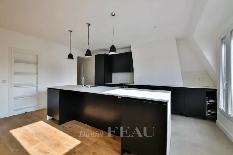 Location appartement, Paris 17ème (75017), 6 pièces, 130.42 m², ref 87512056 - Photo 2