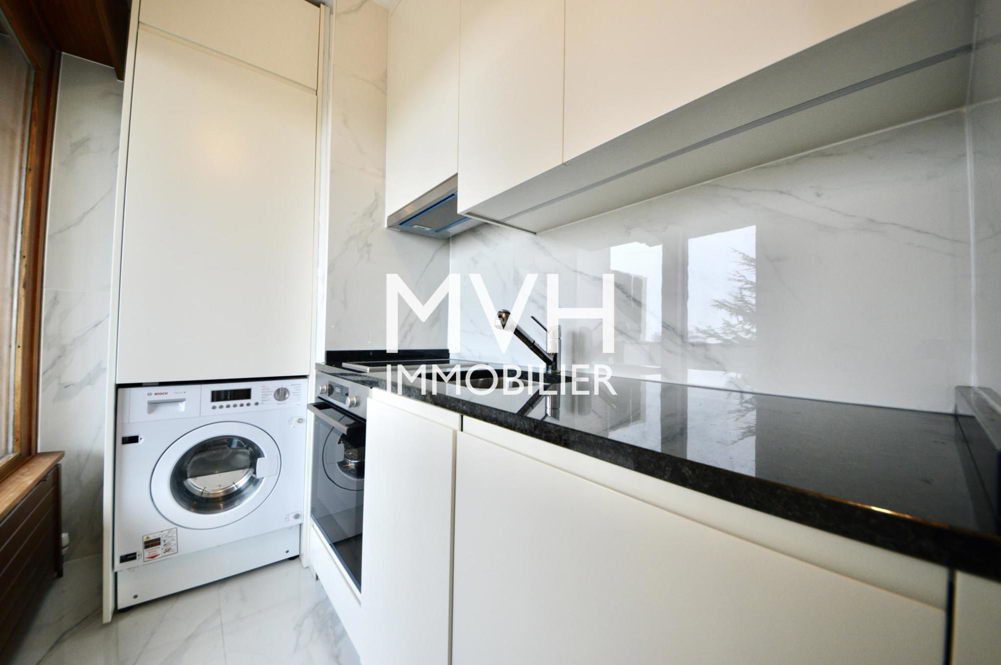 Renovated 9th floor apartment with views of Mont Blanc