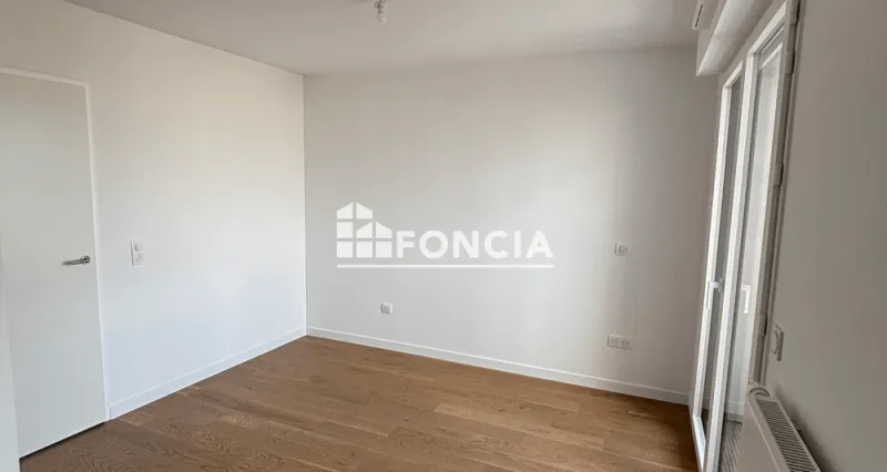 Location Appartement 4 pièces 89.5 m² - Clichy 92110 - Photo 5