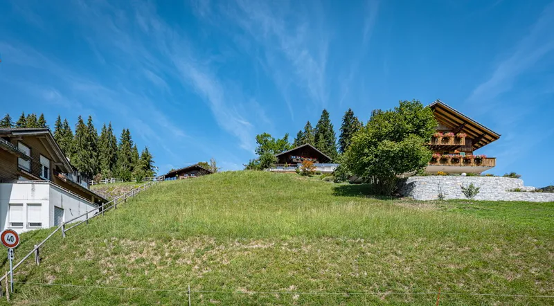 ATTRACTIVE BUILDING LOT IN THE HEART OF THE BERNESE ALPS - Photo 4