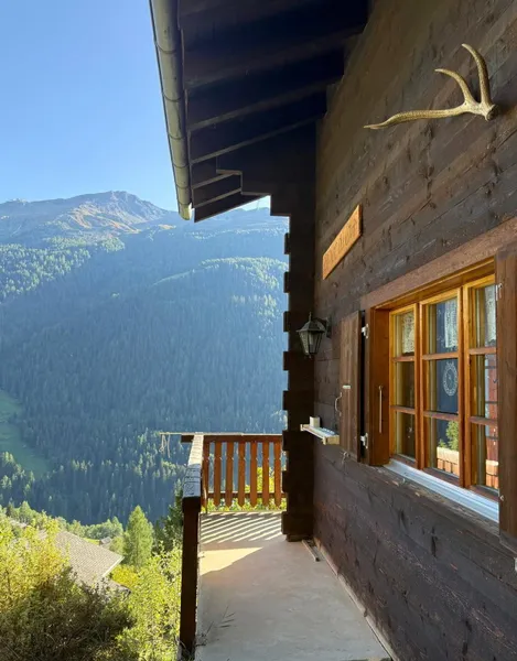 Passez les fêtes dans votre nouveau chalet au coeur du Val d’Anniviers - Photo 2