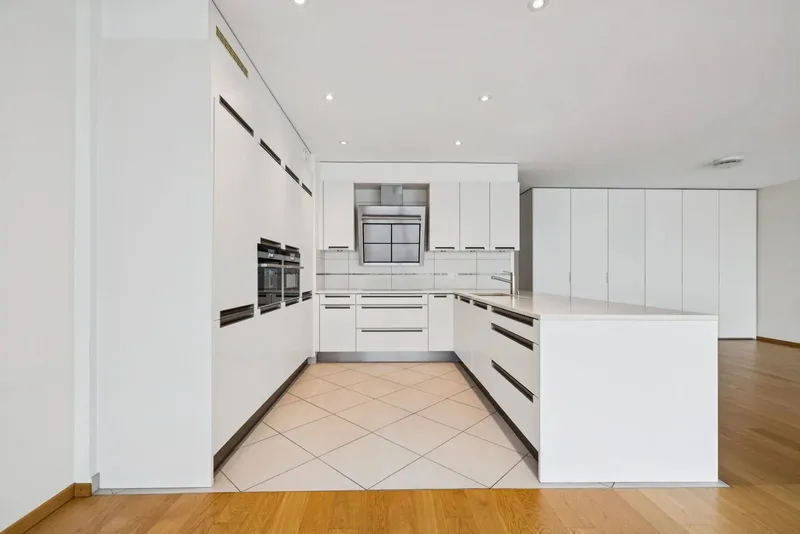 EXCLUSIVITE - CAROUGE – 144 M² DE LUMIÈRE ET D’ESPACE POUR TOUTE LA FAMILLE - Photo 4
