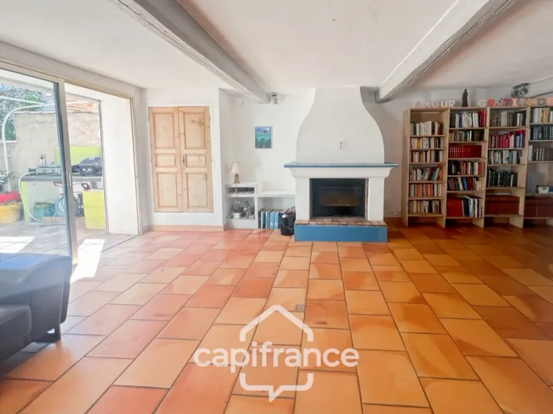 Maison 8 pièces à vendre à LA CRAU - Photo 2