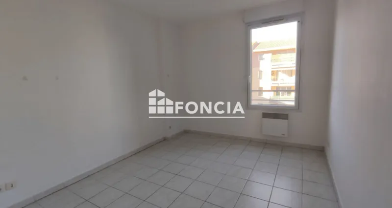 Location Appartement 3 pièces 68.66 m² - Marseille 13009 - Photo 2