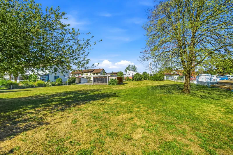 IMPRESSIVE 2,781 M² RESIDENTIAL BUILDING PLOT IN VILLMERGEN - Photo 2