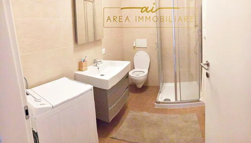 AMPIO E MODERNO 2.5 LOCALI CON CORTILE PRIVATO - Photo 4