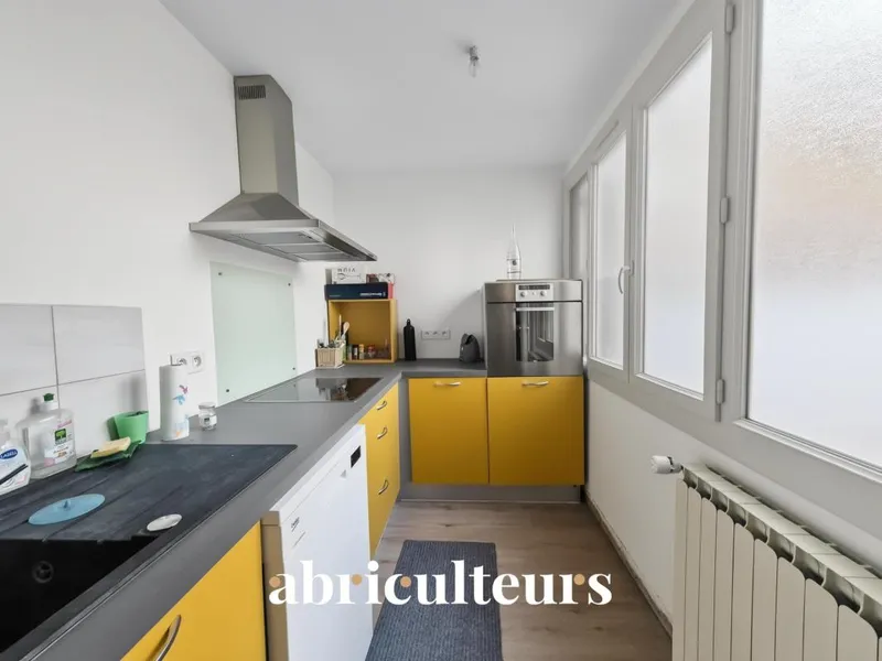 Maison 4 pièces 96 m² avec cour et garage en vente à Cognac 16100 - Photo 2