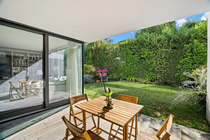 COLOGNY - Ravissante villa contemporaine - Photo 3