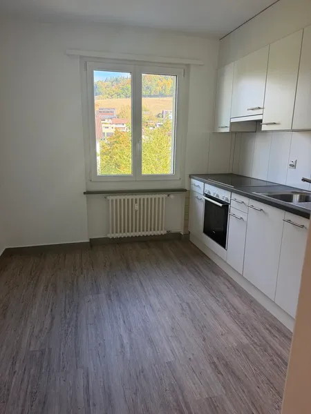 Schöne 2.5 Zimmer Wohnung an ruhiger Lage - Photo 2