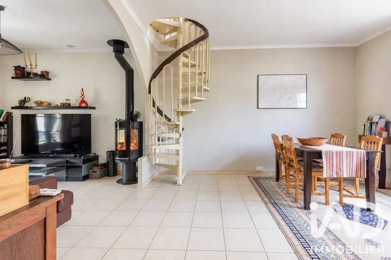 Vente Maison/villa 5 pièces - Photo 3